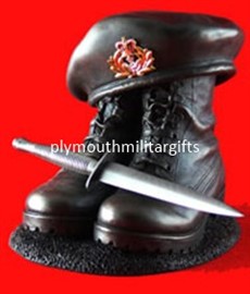 RN Boot & Beret with Dagger